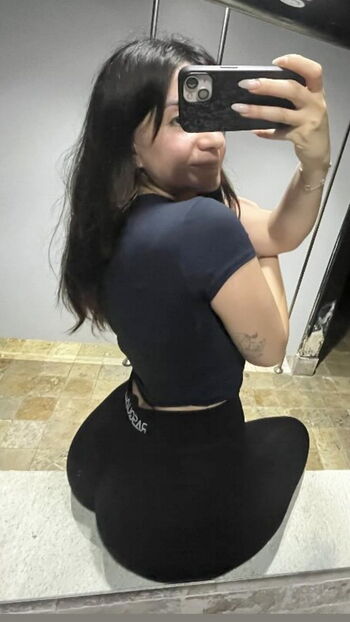 Itsmenazli page leaked private photo uncensored HD quality