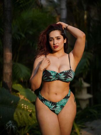 Aditi mistry leaked private photo uncensored HD quality