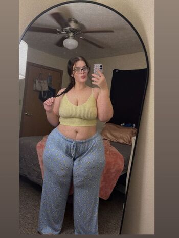Bigmamahaylee leaked private photo uncensored HD quality