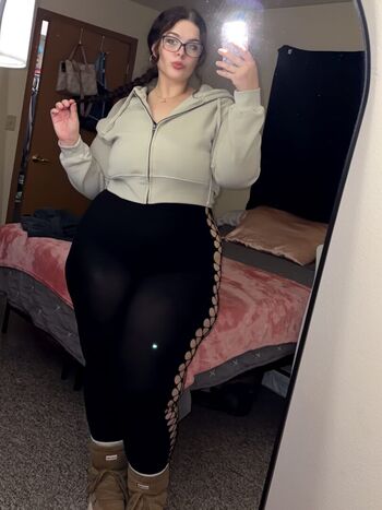 Bigmamahaylee leaked private photo uncensored HD quality