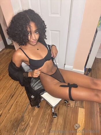 Brynleewest leaked private photo uncensored HD quality