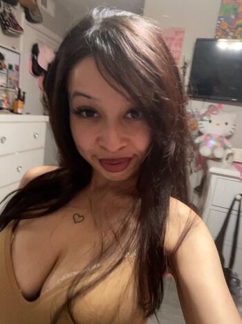 Bunnisplaytime page leaked private photo uncensored HD quality