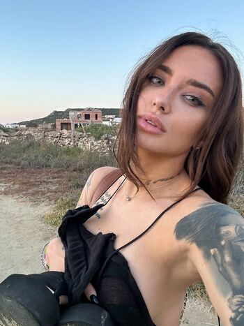 Cherryrebelle  page leaked private photo uncensored HD quality
