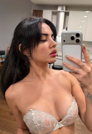 Ece ronay  page leaked private photo uncensored HD quality