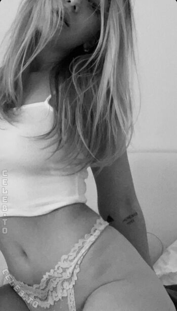 Ema louise leaked private photo uncensored HD quality