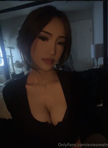 Eviesrealm ellerez ellybaby leaked private photo uncensored HD quality