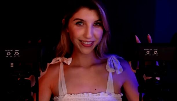 Frivolousfox asmr leaked private photo uncensored HD quality