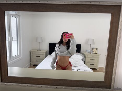 Giannattaylor leaked private photo uncensored HD quality