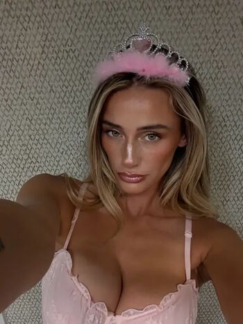 Hadelinemope leaked private photo uncensored HD quality