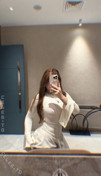 Hellodespina leaked private photo uncensored HD quality