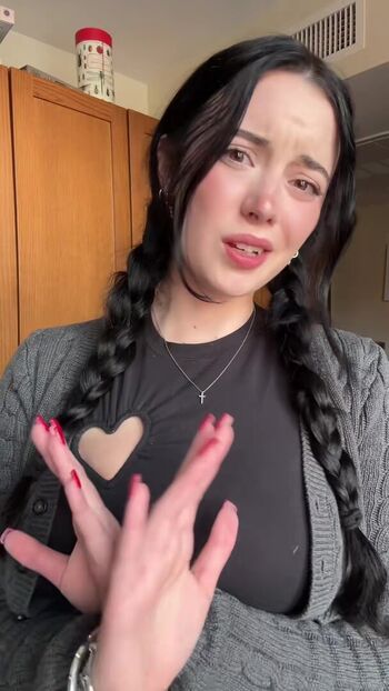 Hotblockchain emily cocea cryptobaddie leaked private photo uncensored HD quality