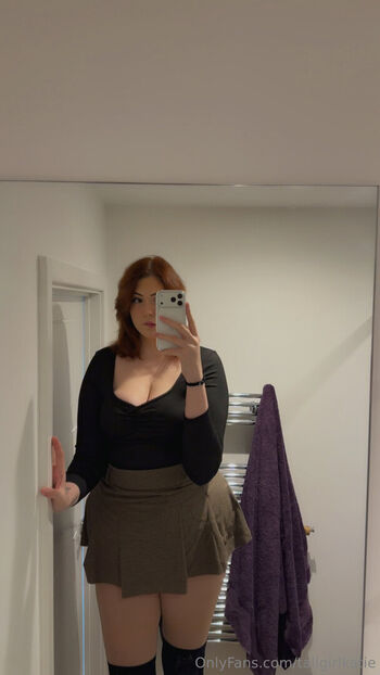 Katie woolls  page leaked private photo uncensored HD quality