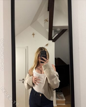 Linaagold leaked private photo uncensored HD quality