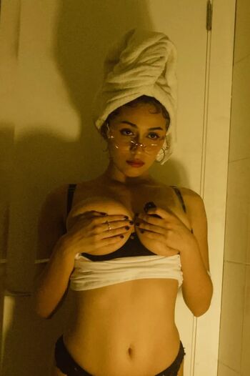 Linapvuwu leaked private photo uncensored HD quality