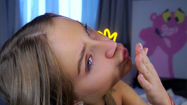 Lipswithsmileonthem leaked private photo uncensored HD quality