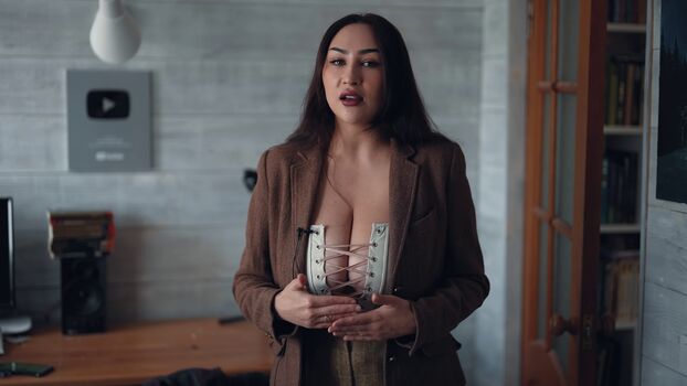 Louisa khovanski  page leaked private photo uncensored HD quality