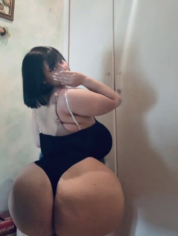Mxmmytina leaked private photo uncensored HD quality