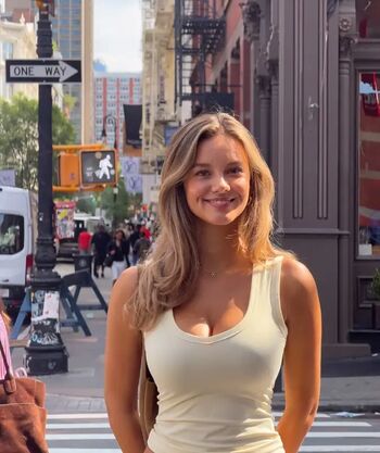 Nicola cavanis leaked private photo uncensored HD quality