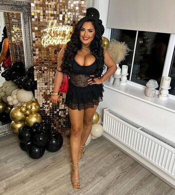 Rosiemayfendleyx leaked private photo uncensored HD quality