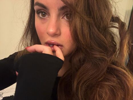 Sarabella harris page leaked private photo uncensored HD quality