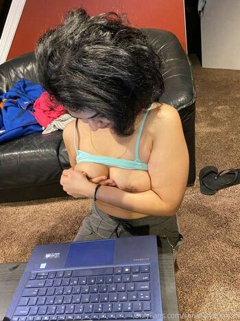 Serenawantsyouvip leaked private photo uncensored HD quality