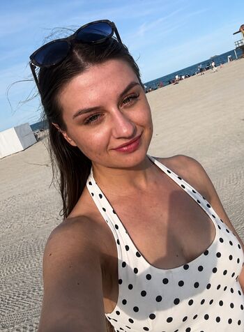 Theyounghotwife leaked private photo uncensored HD quality