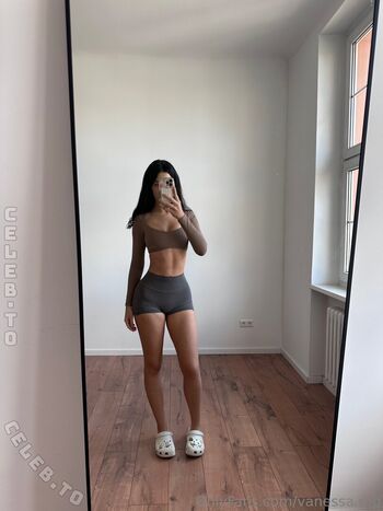 Vanessa rhd  page leaked private photo uncensored HD quality