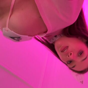 W bery leaked private photo uncensored HD quality